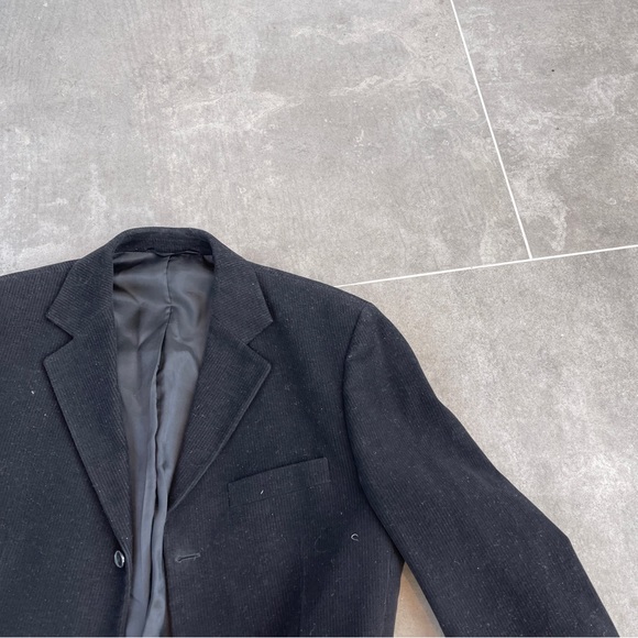 We Black Velvet Blazer Men's Size M Slim Fit 46” Chest Cotton Lined - Picture 5 of 16